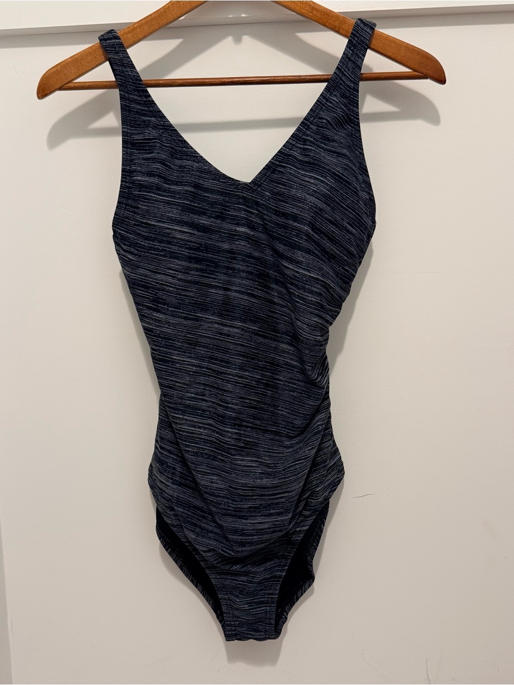Speedo Heather Gray Grey Women’s Swimsuit One Piece EUC Padded Bust Size 8 (M)